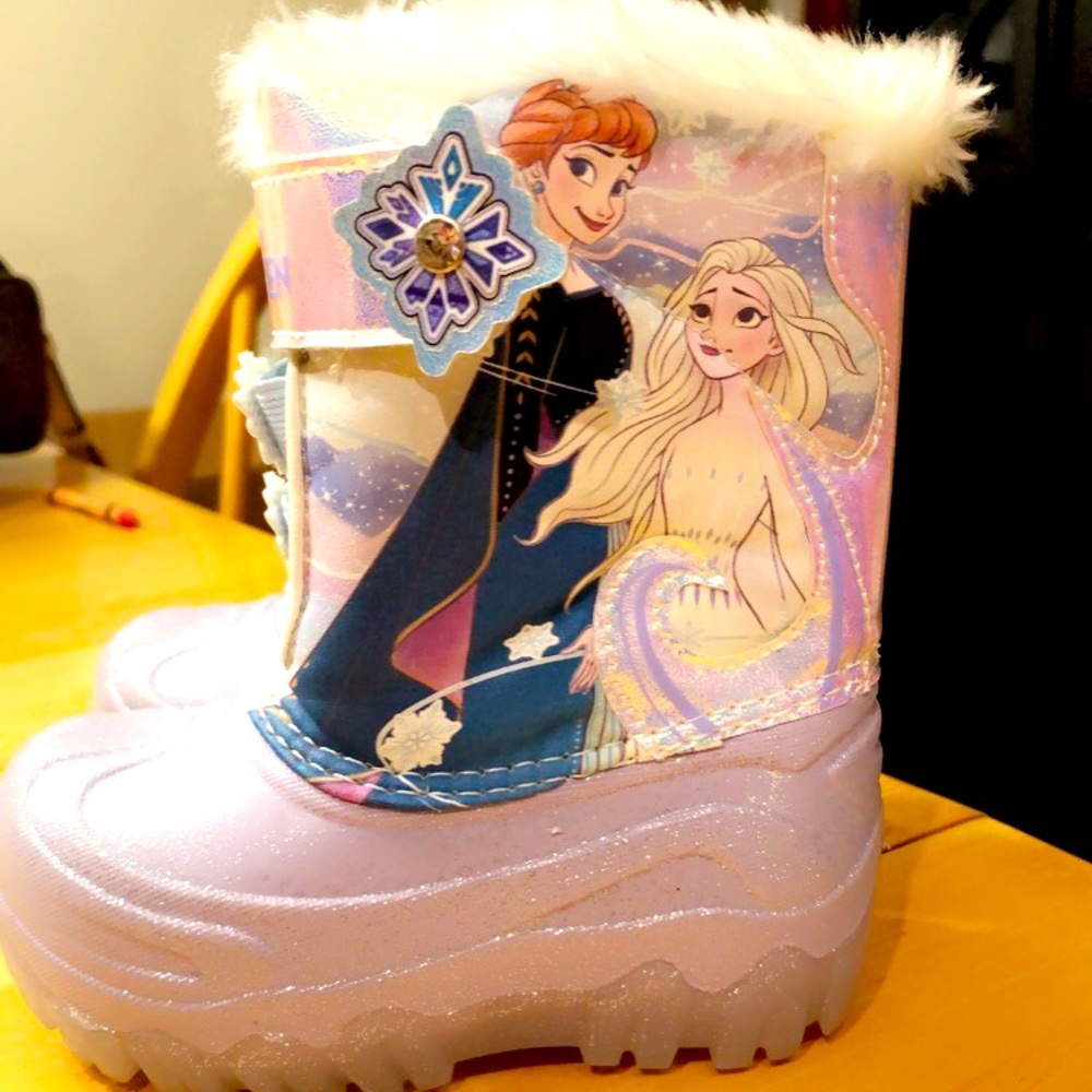 Disney Frozen boots